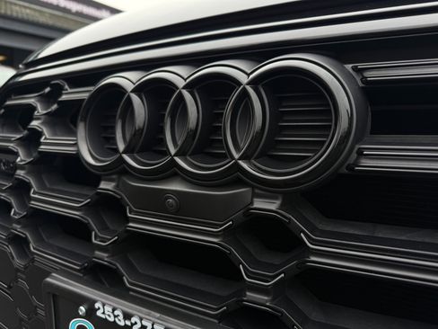 Used 2023 Audi SQ5 Premium Plus w/ Premium Plus Package image 15