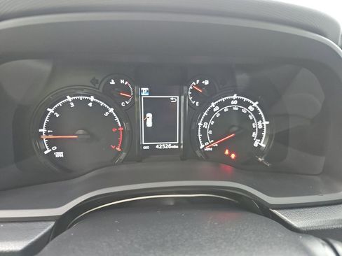 Used 2024 Toyota 4Runner SR5 Premium w/ Moonroof Package AWD/4WD image 2