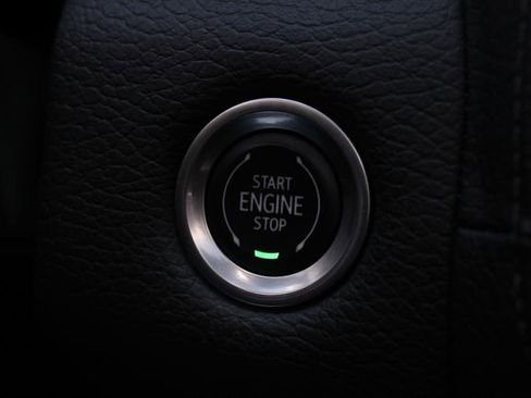 Used 2021 GMC Yukon Denali w/ Advanced Technology Package AWD/4WD image 15