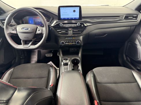 Certified 2024 Ford Escape ST-Line FWD image 9