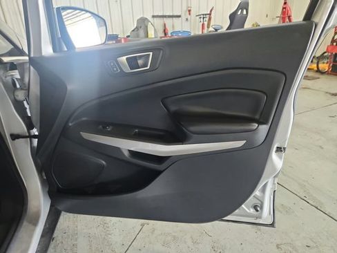Used 2020 Ford EcoSport Titanium AWD/4WD image 23