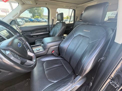 Used 2018 Ford Expedition Platinum AWD/4WD image 23