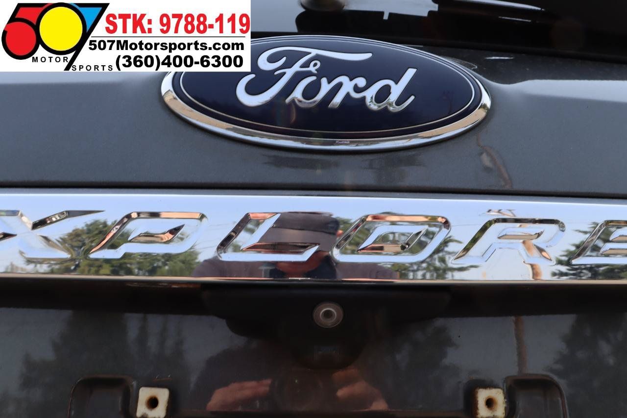 Used 2016 Ford Explorer XLT AWD/4WD image 14