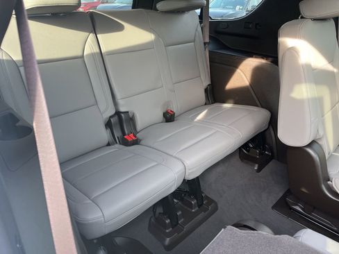 Used 2023 Chevrolet Tahoe LT w/ LT Signature Plus Package image 19