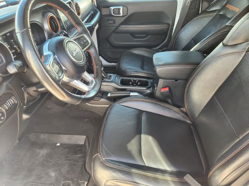Used 2021 Jeep Gladiator Mojave image 13