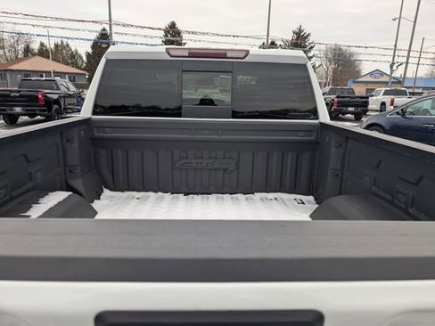 Used 2023 GMC Sierra 1500 AT4 w/ AT4 Premium Package image 10