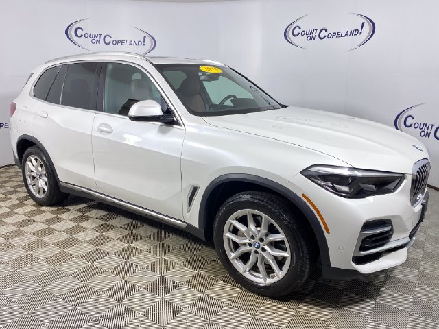 Used 2023 BMW X5 xDrive40i w/ Premium Package AWD/4WD image 1