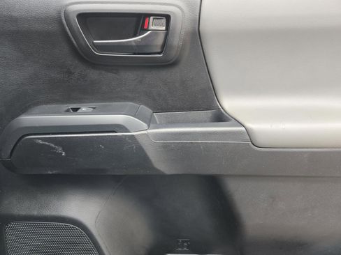 Used 2023 Toyota Tacoma SR image 25