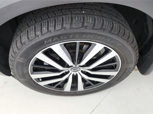 Used 2023 Nissan Pathfinder Platinum w/ Cargo Package FWD image 33