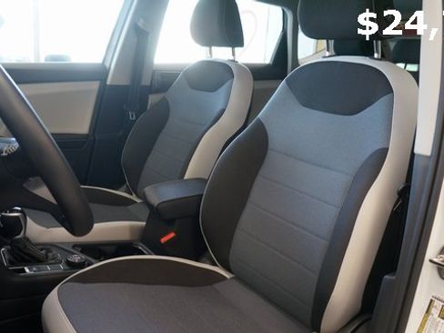 Certified 2025 Volkswagen Taos S image 11