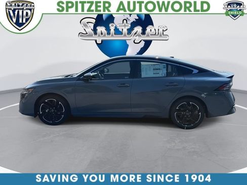 New 2026 Nissan Sentra SR w/ SR Premium Package FWD image 6