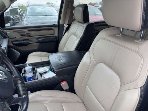Used 2019 RAM 1500 Limited AWD/4WD image 9
