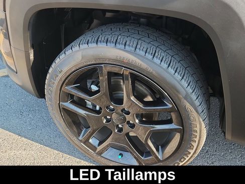 Used 2020 Jeep Renegade Latitude image 19