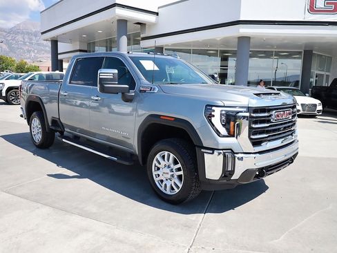 Used 2024 GMC Sierra 2500 SLT w/ SLT Premium Package image 8