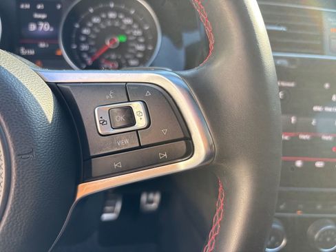 Used 2020 Volkswagen GTI SE image 23