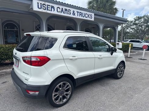 Used 2020 Ford EcoSport Titanium FWD image 2