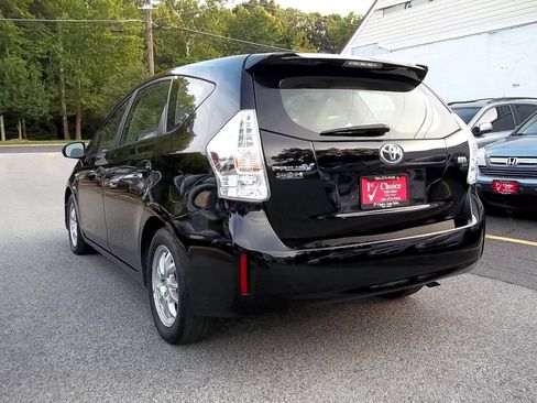 Used 2012 Toyota Prius V Three FWD image 2