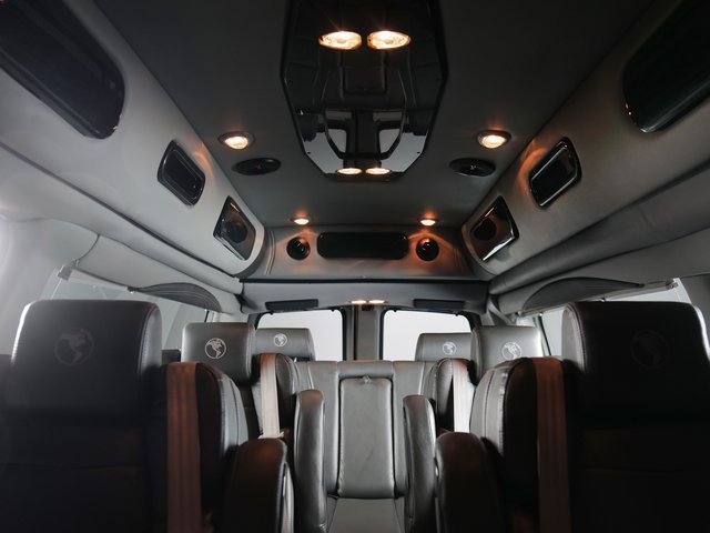 Used 2022 Chevrolet Express 2500 Extended w/ Enhanced Convenience Package RWD image 25