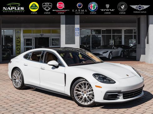Used 2018 Porsche Panamera 4S image 1