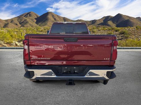 Used 2025 Chevrolet Silverado 3500 LTZ w/ LTZ Plus Package AWD/4WD image 3