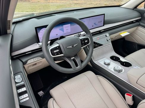 New 2026 Genesis GV80 2.5T Prestige image 2