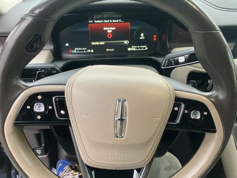 Used 2021 Lincoln Aviator Reserve w/ Equipment Group 202A AWD/4WD image 24