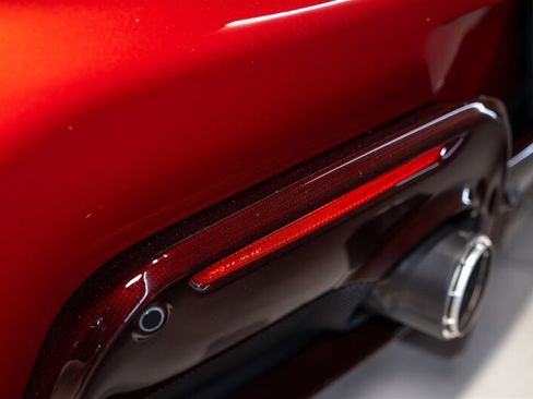 Used 2020 Ferrari 488 Pista Spider RWD image 31