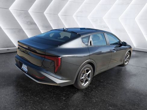 Used 2025 Kia K4 FWD image 5