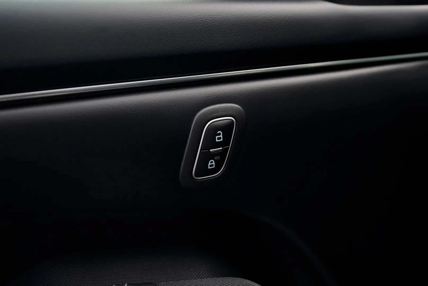 Used 2024 Ford Mustang Mach-E Select AWD/4WD image 19