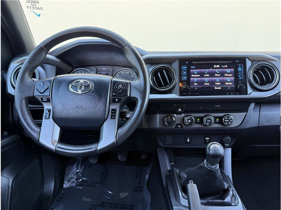 Used 2019 Toyota Tacoma TRD Sport AWD/4WD image 27