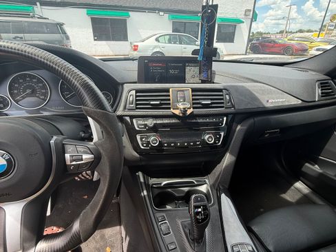 Used 2018 BMW 340i Sedan RWD image 7