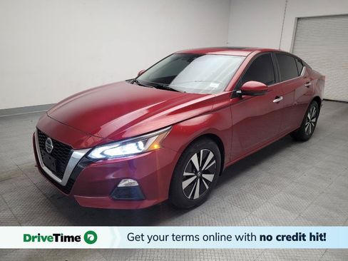 Used 2021 Nissan Altima 2.5 SV w/ SV Premium Package AWD/4WD image 1