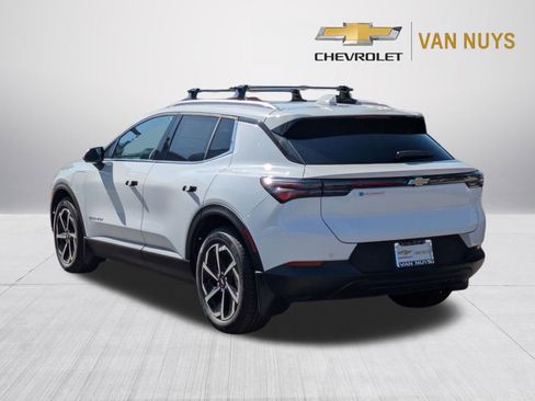 New 2026 Chevrolet Equinox EV LT FWD image 4