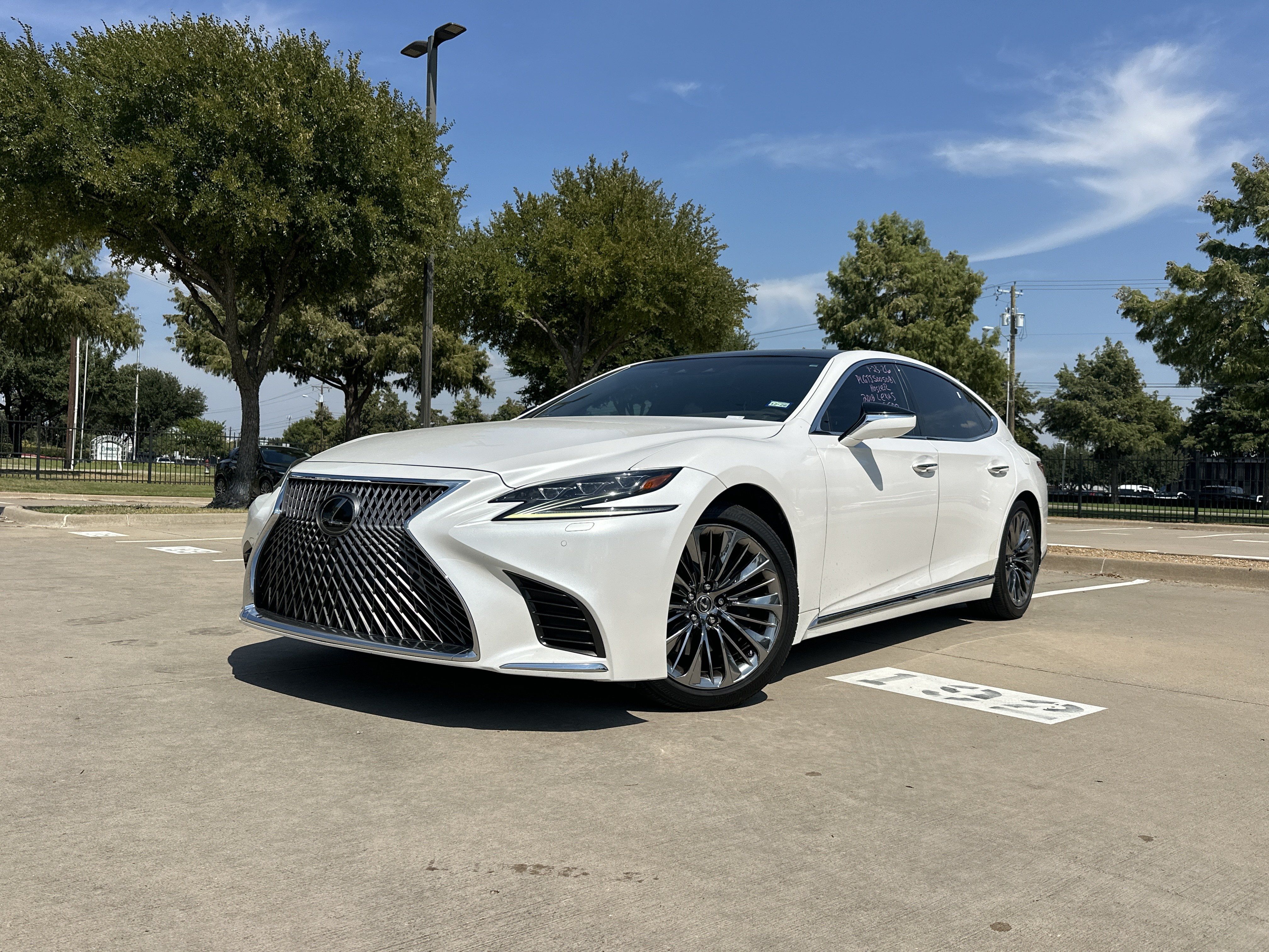 Used 2018 Lexus LS 500 w/ Luxury Package RWD image 1