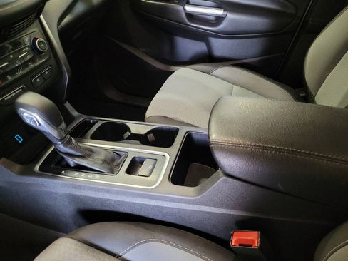 Used 2018 Ford Escape SE w/ Ford Safe & Smart Package image 26