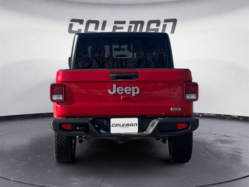 Used 2023 Jeep Gladiator Overland image 4