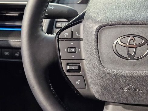 Used 2025 Toyota Prius Limited w/ Limited Premium Package image 28
