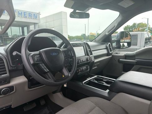 Used 2021 Ford F250 XLT w/ Tremor Off-Road Package AWD/4WD image 17