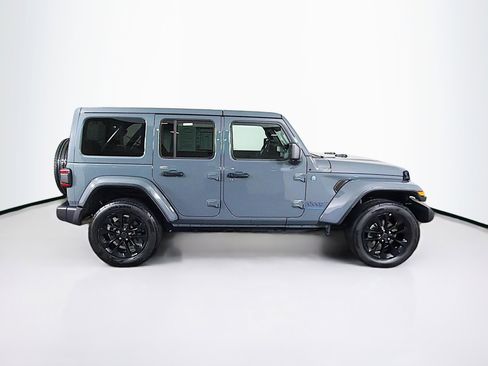 Used 2025 Jeep Wrangler Sahara w/ Safety Group image 9
