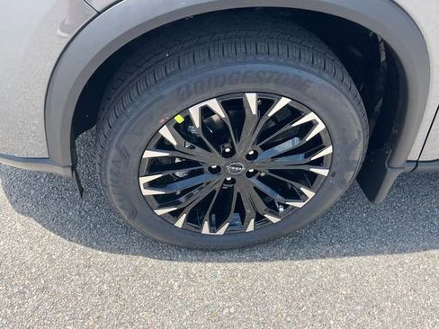 New 2026 Nissan Rogue SV FWD image 10