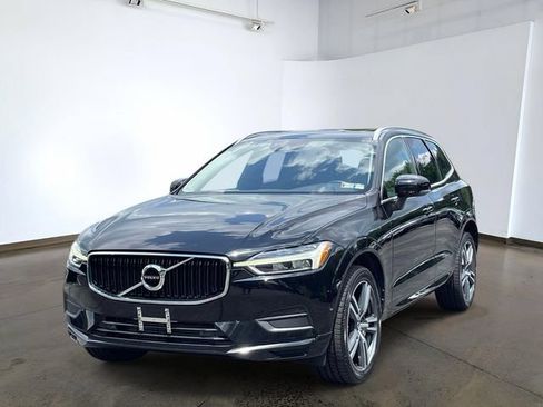 Used 2019 Volvo XC60 T6 Momentum w/ Multimedia Package AWD/4WD image 1