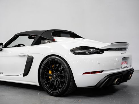Used 2024 Porsche 718 Boxster Spyder RS RWD image 34