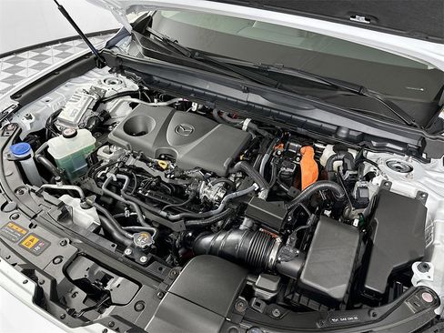 Certified 2025 MAZDA CX-50 2.5 Hybrid w/ Weather Package image 26