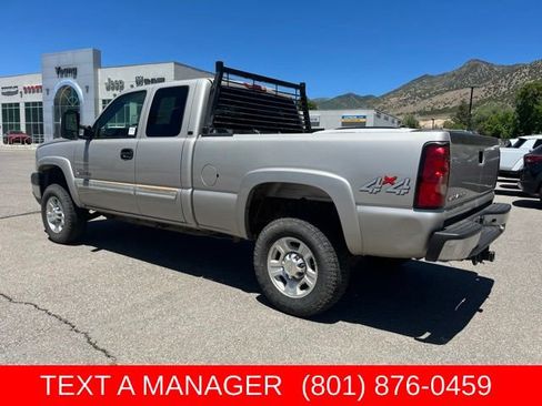Used 2006 Chevrolet Silverado 2500 LT w/ Heavy-Duty Power Package AWD/4WD image 5