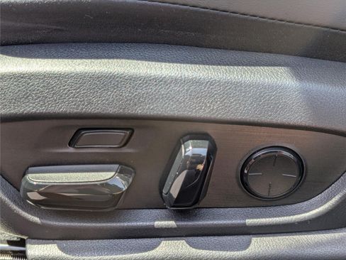 Used 2019 Lexus ES 350 w/ Accessory Package FWD image 22