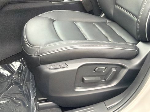 New 2025 MAZDA CX-5 AWD 2.5 S w/ Preferred Package image 14