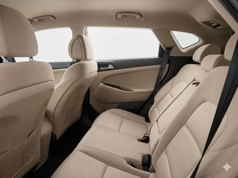 Used 2016 Hyundai Tucson SE w/ Option Group 02 image 4