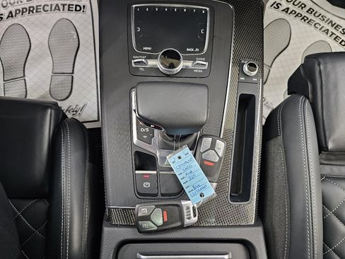 Used 2020 Audi SQ5 Prestige w/ Prestige Package image 39