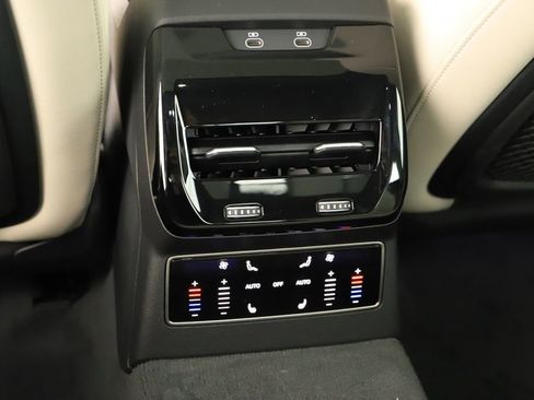 New 2026 Audi A6 Premium Plus AWD/4WD image 22