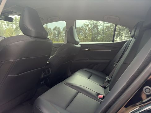 Used 2026 Toyota Camry XLE FWD image 13